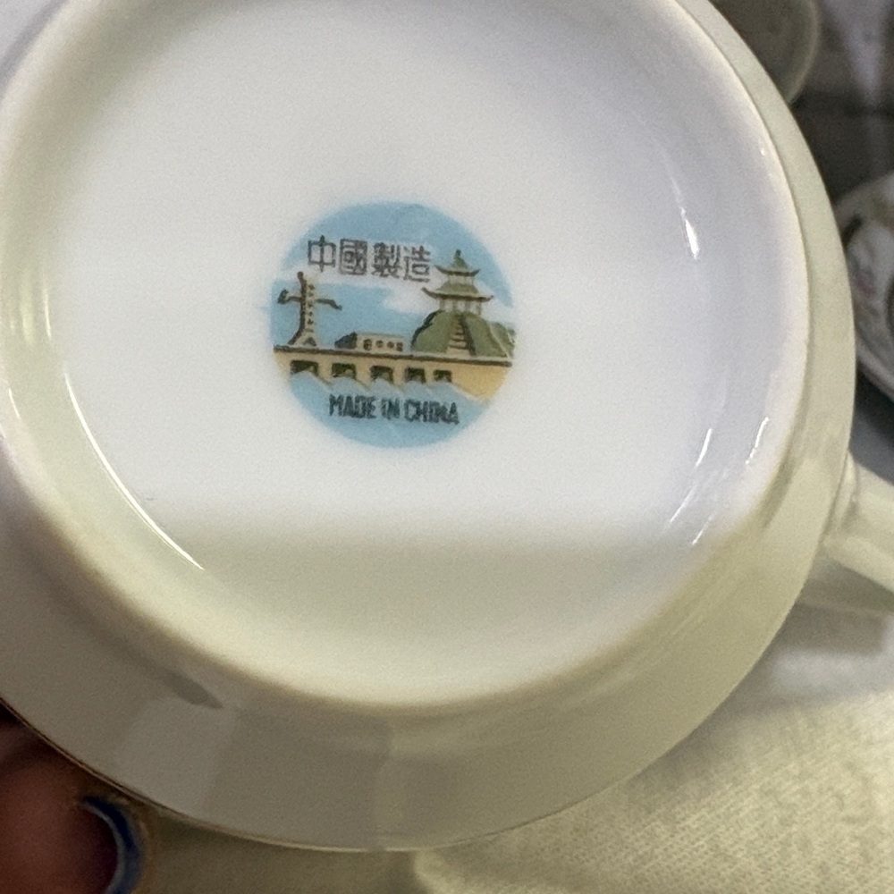 Vintage Elegant Floral White Tea Cup Set of 6 - Picture 4 of 4